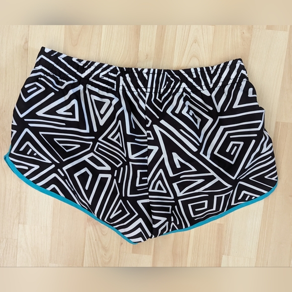 Women Running Shorts Fully Lined Size Medium Black, White And Teal Color - Picture 2 of 5